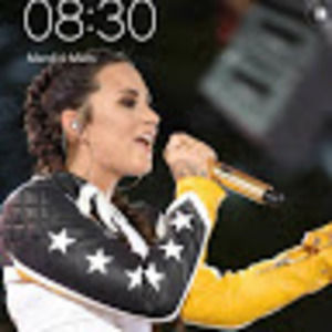 Meet your Posher, Maya